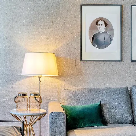 Wake Up Famalicao 4*