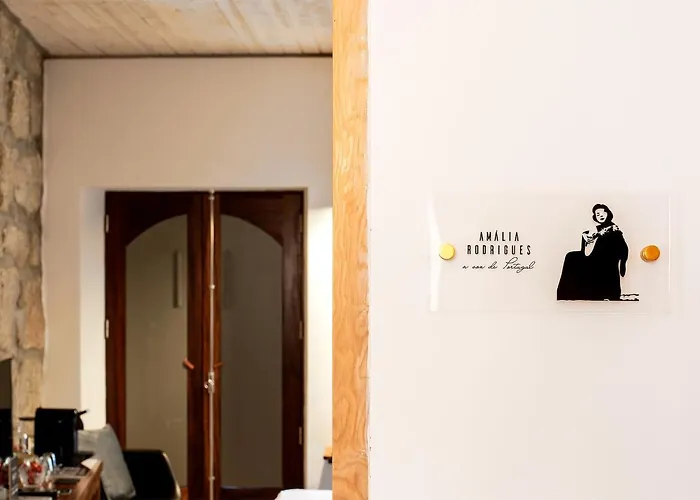 Wake Up Famalicao 4*