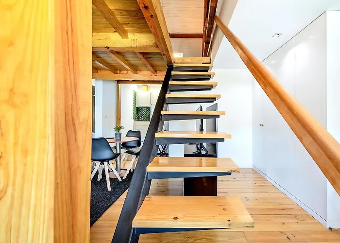 Wake Up Famalicao 4*